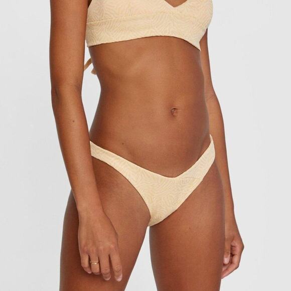 RVCA‎ Run Wild French Cut Cheeky Bikini Bottom in Apricot Size XS NWT - Picture 1 of 10